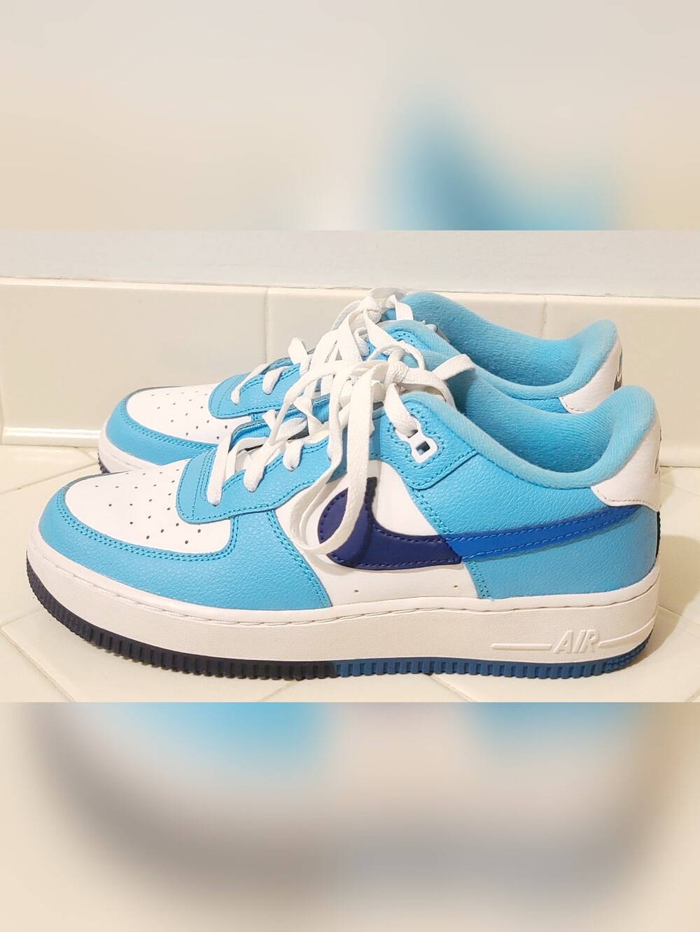 Nike Air Force 1 Low LV8 2 GS Size 6.5Y / Women's Size 8